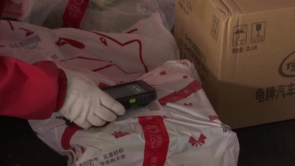 中 원저우시 "코로나 심한 한국에서 수입된 의류 사지 마라" / YTN