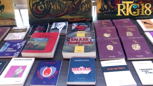 Seremoni omaj ak ekriven Franckétienne nan kad seri aktivite pou make kenzèn Francophonie an