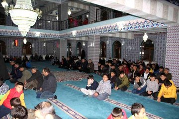 Varto'da Berat Kandili programı idrak edildi