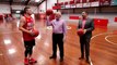 ILLAWARRA MERCURY Illawarra Hawks give Peoplecare boss Michael Bassingthwaighte a lesson:Greg Ellis.