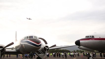 Qantas 787 flyover of HARS
