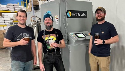 Recycling carbon dioxide from brewing beer to put back into the beer