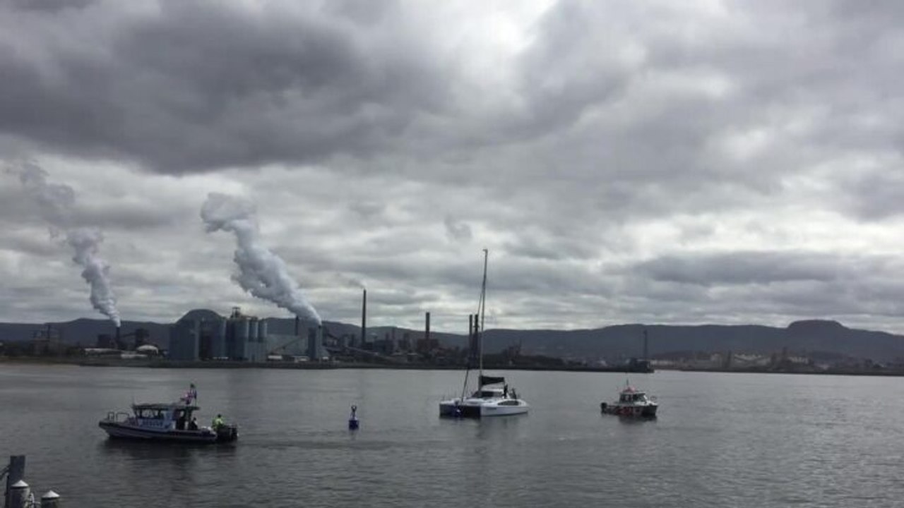 ILLAWARRA MERCURY Rogue Catamaran Towed Into Port Kembla