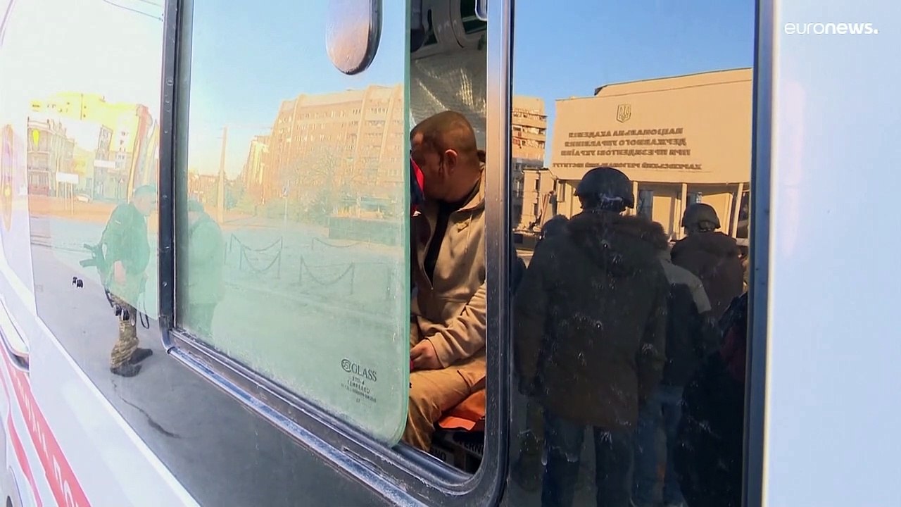 الغزو الروسي لأوكرانيا: روسيا تستخدم صواريخ أسرع من الصوت.. وزيلينسكي يدعو إلى مفاوضات مباشرة
