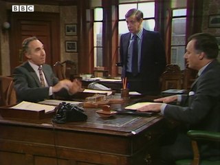 YES MINISTER  (Greatest British  Comedy) Collection