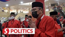 Umno and govt must move forward in same tune, says Hishammuddin