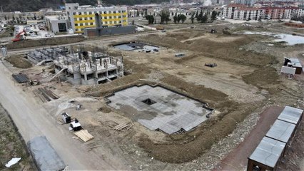 Ayancık'ta selin yıktığı bina ve köprülerin yerine yenileri inşa ediliyor