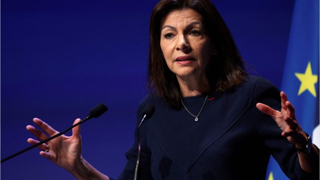 VOICI : Je n'aurais jamais pu tomber amoureuse d'un adolescent : le tacle gratuit d'Anne Hidalgo à Brigitte Macron