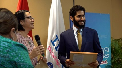 Jeque de organización de cooperación educativa mantiene encuentro con autoridades tecnológicas