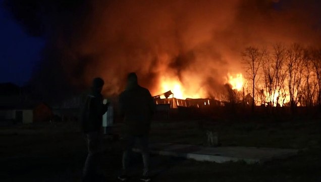 حرائق ضخمة جراء القصف الروسي على كييف