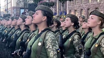 ウクライナ軍事パレード