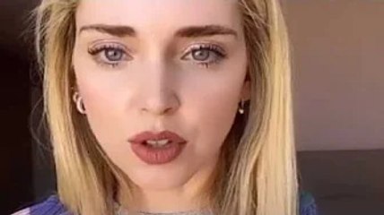 Скачать видео: Fedez e la sua malattia, il messaggio di supporto di sua moglie Chiara Ferragni Come noto nelle ulti