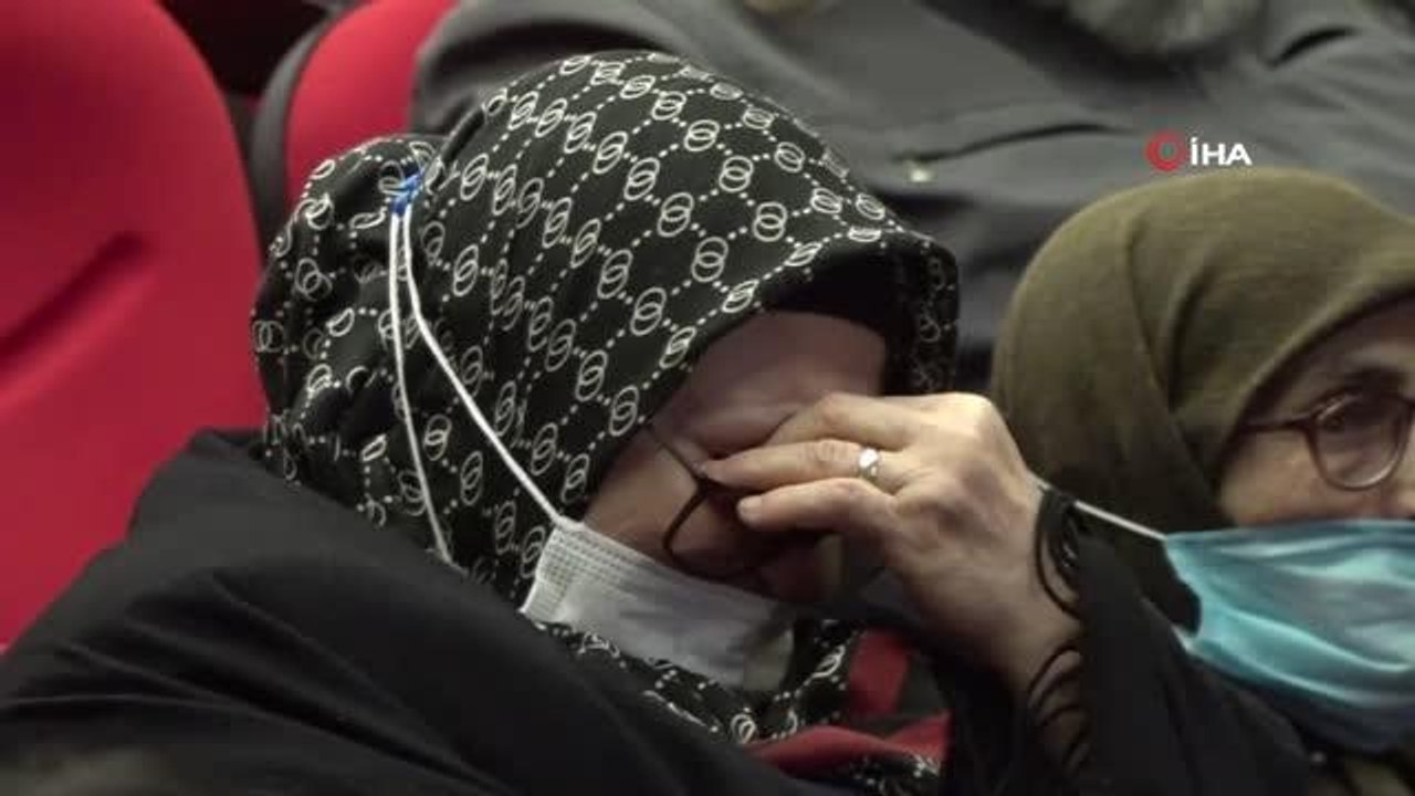 Çanakkale Şehitleri'ni anma programında şehit eşi gözyaşlarına boğuldu