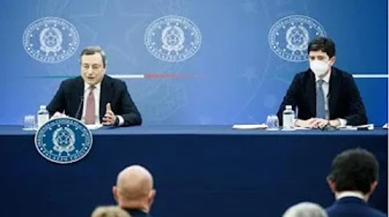 Green Pass, mascherine, obbligo vaccinale e quarantene: le novità in arrivo tra @prile e maggioco