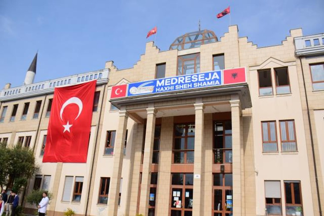 Son dakika haber | Arnavutluk'ta 18 Mart Şehitleri Anma Günü ve Çanakkale Deniz Zaferi etkinliği düzenlendi