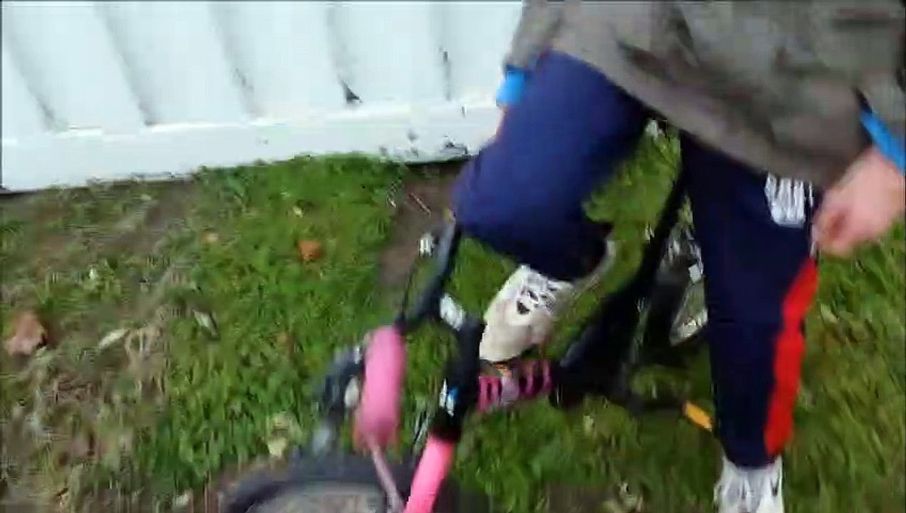 CACHE CACHE AVEC MES POTES DANS MON ECOLE (feat. Jojo et Sudocraft)