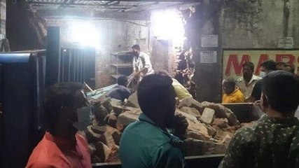 Watch | 200-strong mob attacks Iskcon-affiliated temple in Dhaka