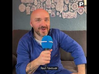 '"Mes jambes, c'est mon brouillon", la passion dévorante de ce tatoueur marseillais