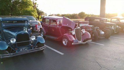 The Ocala "Cruise In" Classic Car Show (Big Lot's Plaza - Ocala, FL) - 4k Tour and Review