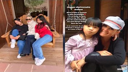 La maman la plus formidable  Laeticia Hallyday comblée d'amour p@r Jade et Joy pour un jour spéci