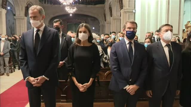 Los Reyes presiden el funeral por los marineros fallecidos en el Villa de Pitanxo