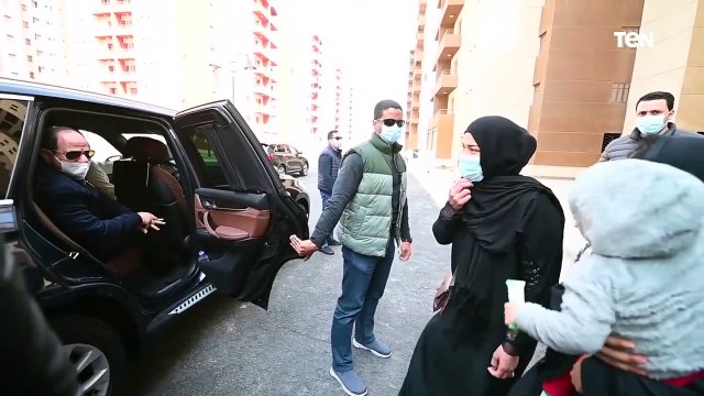 سيدة لـ الرئيس السيسي : ربنا بيحبني إني شوفت حضرتك ومش مصدقة وربنا يخليك لينا ياريس