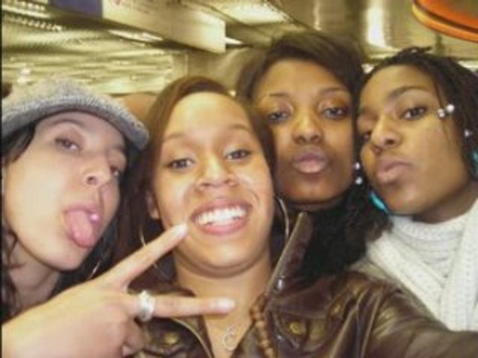 Part II aniv acropole FEAT sALON dU tUNNINg sHOW..