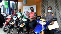 Lotería Nacional entrega 6 motocicletas más de la raspadita