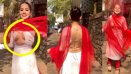 Urfi Javed का Holi Look Troll, Fans बोले कुर्ता सामने से फट गया क्या | Boldsky