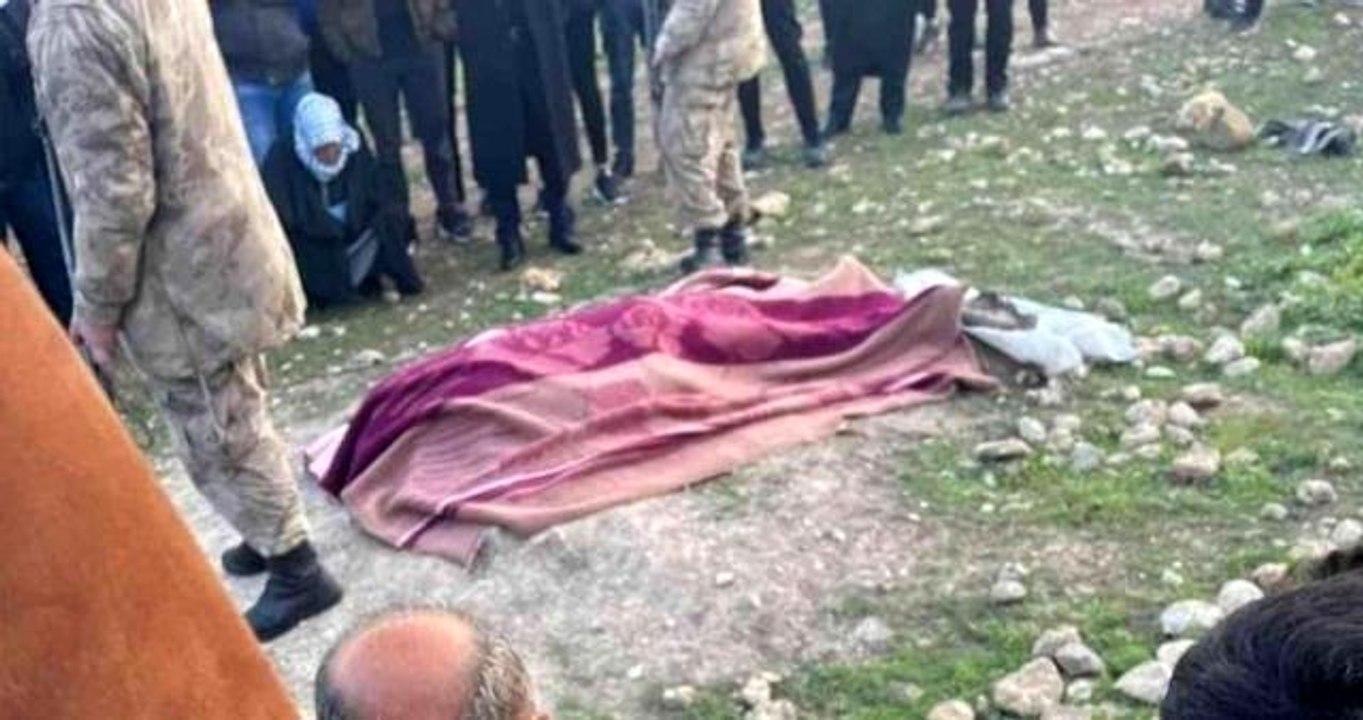 Arızayı gidermek için çıktığı direkte akıma kapılarak hayatını kaybetti