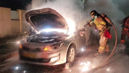 한밤중 강남구청 앞 택시서 불...다친 사람 없어 / YTN