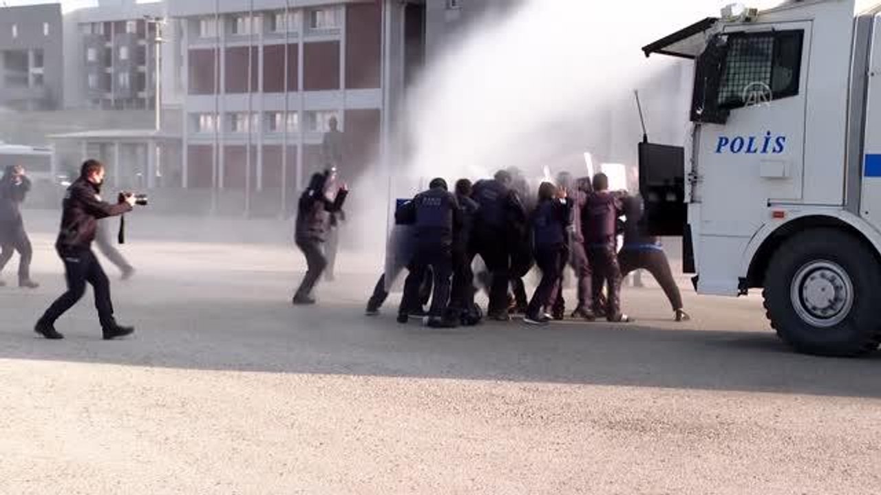 Anadolu Ajansı'nın "20. Dönem Savaş Muhabirliği Eğitimi" 21 Mart'ta başlayacak (1)