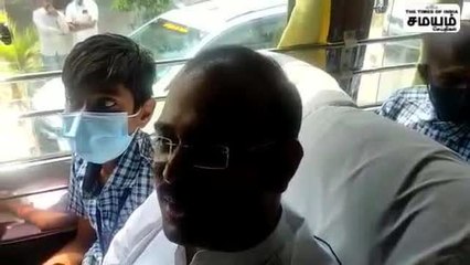 "போலாம் ரைட்" மாணவர்களுடன் பஸ்ஸில் பயணம் செய்த கலெக்டர்!