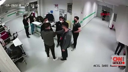 Darbedildiği öne sürülen doktor hakkında soruşturma! Görüntüler ortaya çıktı