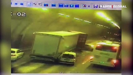 Bolu Dağı Tüneli'ndeki kaza anı kamerada