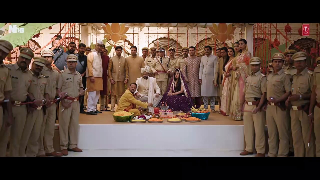 Saare Bolo Bewafa Song- Bachchhan Paandey - Akshay Kriti, B Praak Jaani - Sajid N Farhad S Bhushan K