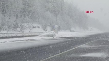 BOLU DAĞI'NDA KAR YAĞIŞI DEVAM EDİYOR