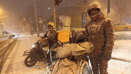 Son Dakika: İstanbul'da yarın saat 10.00'dan itibaren motosiklet, elektrikli scooter ve motokuryelerin trafiğe çıkışına izin verilecek