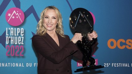 FEMME ACTUELLE - Audrey Lamy, émue : l’actrice fond en larmes en évoquant un souvenir survenu après sa grossesse