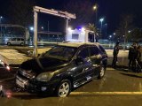 Son dakika 3. sayfa: Maltepe sahil yolunda trafik kazası: 2 yaralı