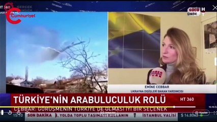 Canlı yayında mikrofon açık kaldı, konuşmalar ekrana yansıdı