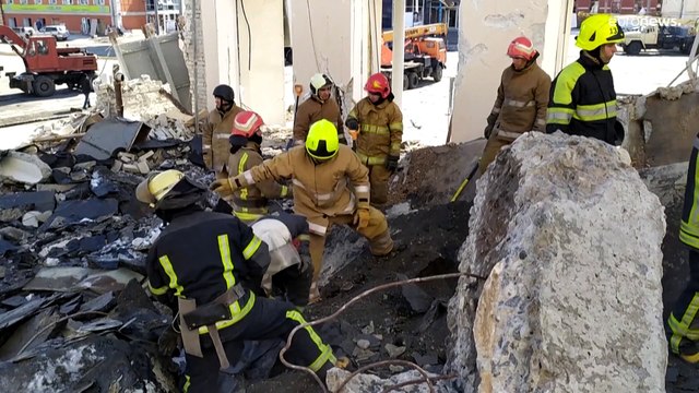 Зеленский: осада Мариуполя войдёт в историю как военное преступление