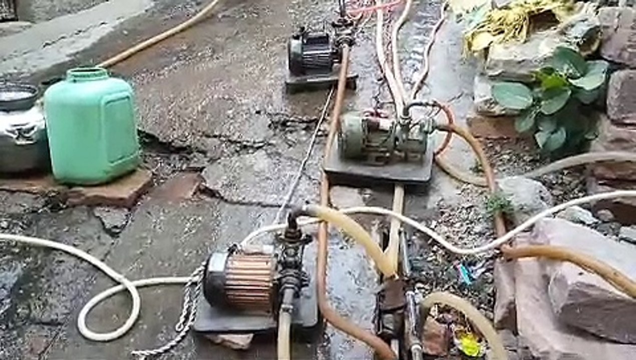 Water shortage - ये पम्प की टेस्टिंग साइट नहीं,...