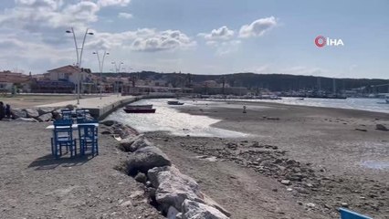 Seferihisar'da deniz 30 metre çekildi