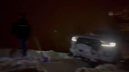 Son dakika haber: Hamile kadın ekiplerin uzun uğraşları sonucu hastaneye ulaştırıldı