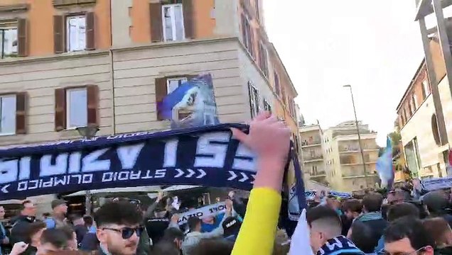 Roma - Lazio | So' già du ore a Ponte Milvio