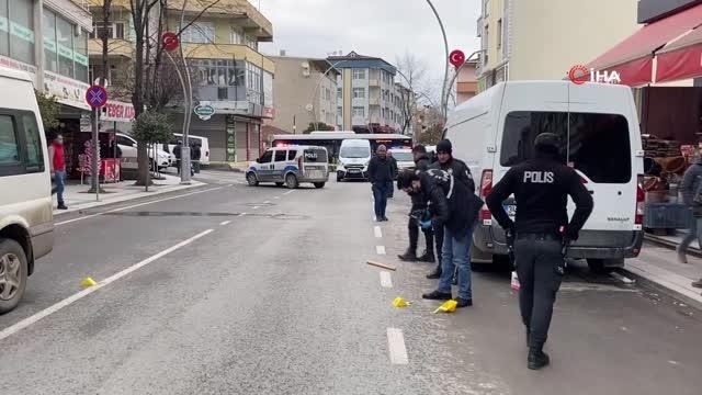 Son dakika: Yol verme kavgası kanlı bitti... Trafikte tartıştığı beyzbol sopalı genci silahla yaralayıp kaçtı