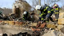 مقتل 3 أشخاص في قصف روسي لمنزل بإحدى مناطق مدينة ميكولايف