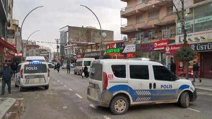 Kocaeli'de "yol verme" kavgasında minibüs sürücüsü yaralandı