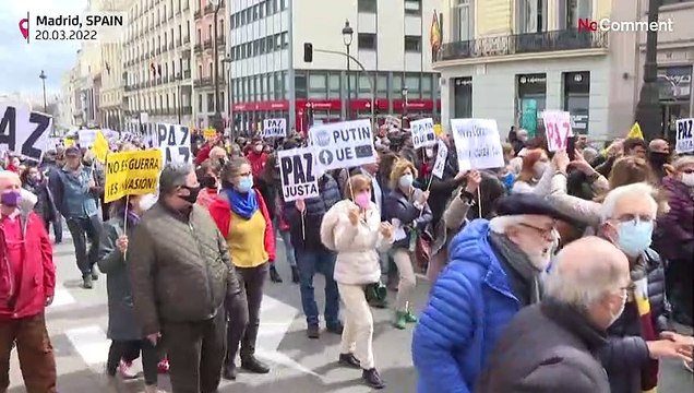 Hundreds protest in Madrid, heavy police presence in Moscow
